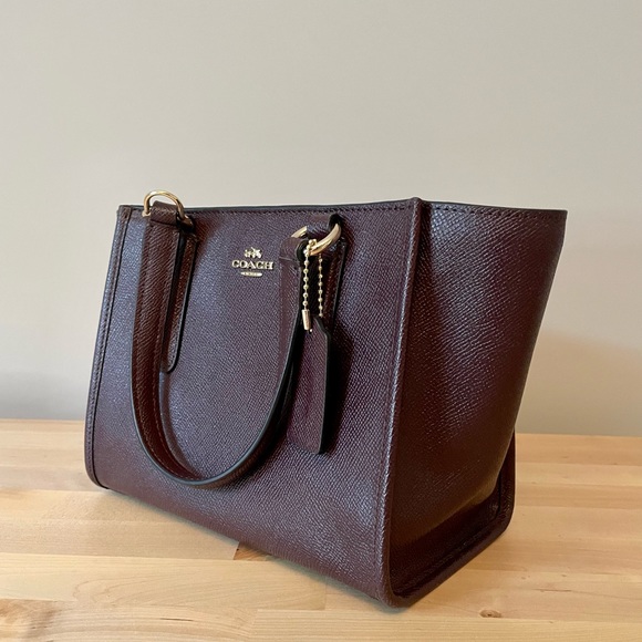 Coach Crosby Carryall 21 Crossgrain Leather in Oxblood NWOT - Picture 2 of 9